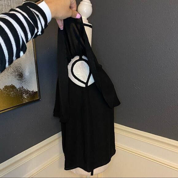 Show Me Your Mumu Chiquita Off Shoulder Top - Picture 8 of 12